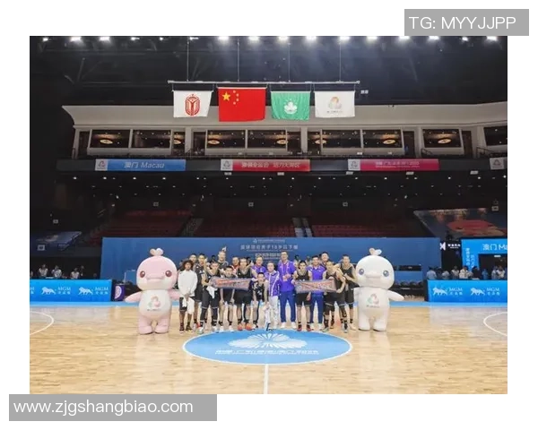 上海篮球队实力强劲荣登排行榜首位引领全国篮球风潮 上海篮球队实力强劲荣登排行榜首位引领全国篮球风潮